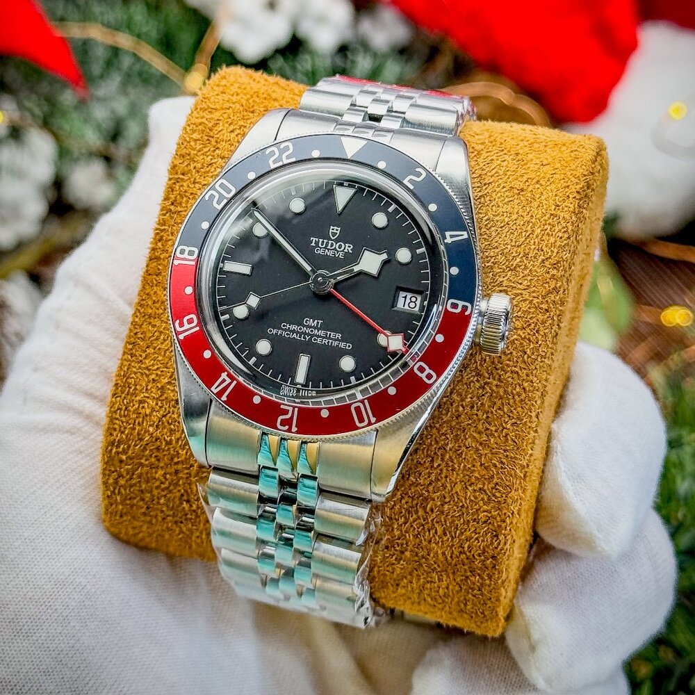 Tudor Black Bay GMT Pepsi – M79830RB–  FULL SET – MSRP $3975 - Picture 2 of 13
